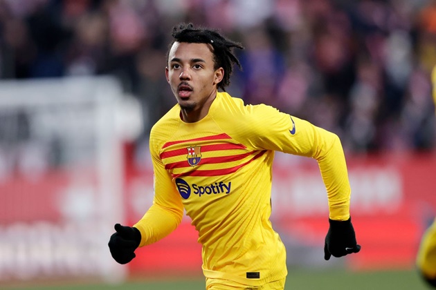 Kounde là mảnh ghép tốt cho đội hình Arsenal.