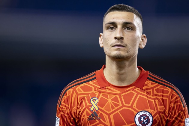 Man Utd quan tâm đến Petrovic.
