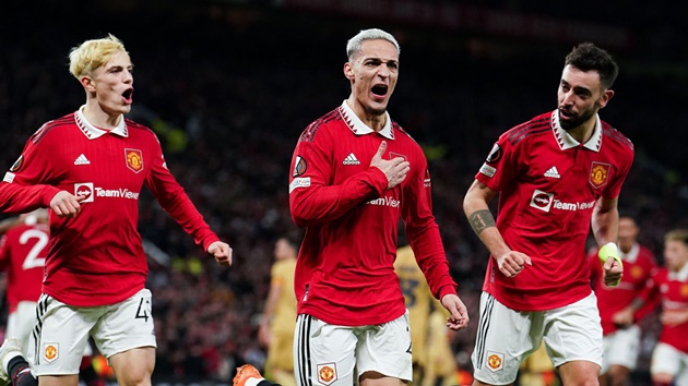 Ảnh bài viết Ngày Man Utd thắng trận, 'cái gai' tại Old Trafford bùng nổ khó tin