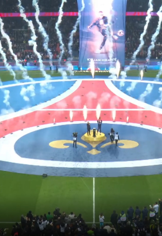 Mbappe bày tỏ sự vinh dự khi trở thành chân sút xuất sắc nhất lịch sử PSG.