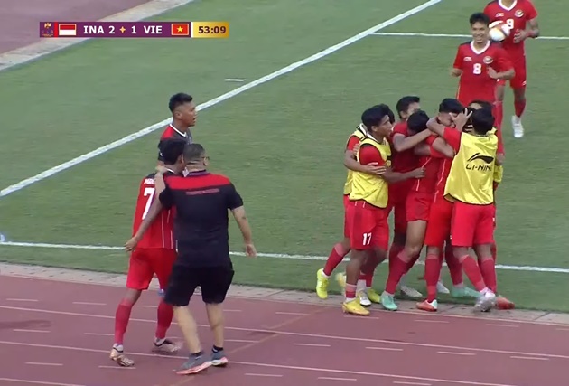 U22 Indonesia lại dẫn trước.