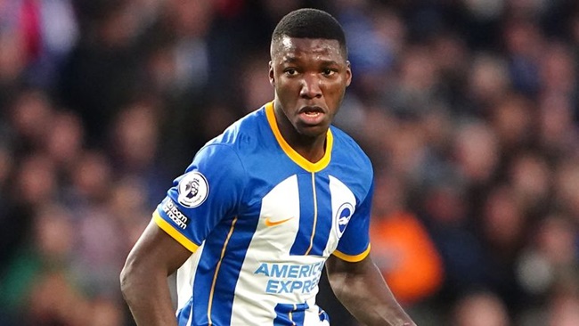 Chelsea và Arsenal đều đang nỗ lực hoàn tất thương vụ Moises Caicedo từ Brighton. Transfermarkt định giá Caicedo 75 triệu euro.