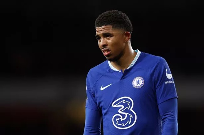 3. The Blues trả cho Leicester City số tiền lên đến 88 triệu đô la để đón Wesley Fofana. Từ ngày đến Chelsea, Fofana thường xuyên dính chấn thương và hiện ngồi ngoài dài hạn.