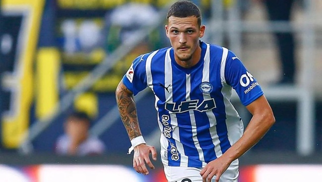Marin đang chơi tốt tại Alaves.
