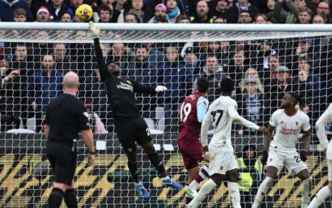 Onana từng giúp Man Utd tránh khỏi nguy hiểm trong hiệp 2.