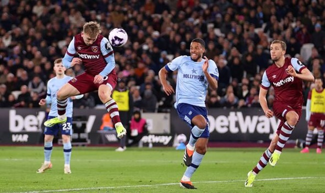 West Ham United tiếp đón Brentford sau 5 trận không biết thắng tại Premier League trong năm 2024. Dù vậy, tình thế đảo ngược với West Ham khi Jarrod Bowen dẫn đường cho CLB chủ quản đến việc giành 3 điểm.