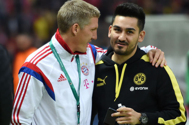 Gundogan công kích M.U vì loại bỏ Schweinsteiger. Ảnh: Internet.