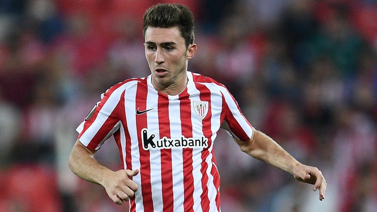 Laporte trong màu áo Bilbao. Ảnh: Sky Sports.