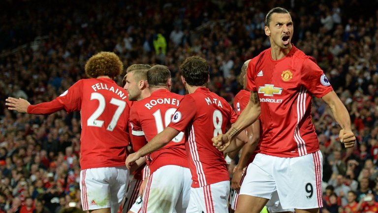 5. Zlatan Ibrahimovic, Manchester United - 131.54 phút/bàn