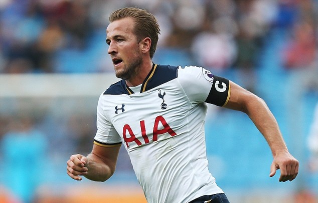 8. Harry Kane, Tottenham Hotspur - Bàn thắng: 10 - Bàn thắng từ penalty: 3
