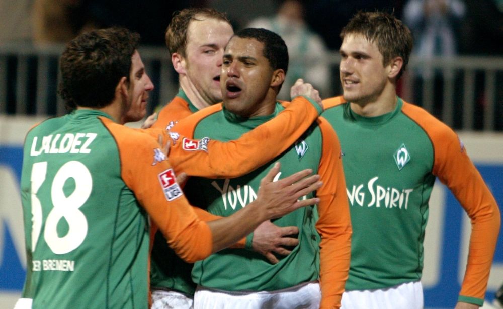 10. Werder Bremen (2003/04) - Bundesliga - Số trận: 27