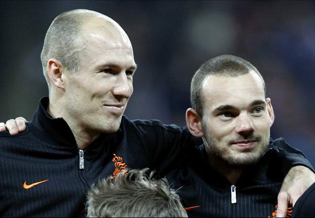 Tiền vệ trung tâm: Wesley Sneijder