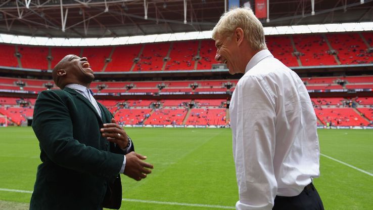 Wenger và Ian Wright trong bài phỏng vấn mới nhất.