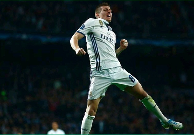 Ảnh bài viết ĐHTB lượt đi vòng 16 đội Champions League: Real vượt trội, sao PSG lẻ bóng