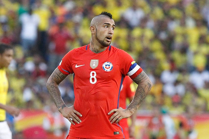 Arturo Vidal (Chile) - Tương tự Sanchez, Vidal cũng là cái tên không thể thay thế trong đội hình Chile. Tiền vệ này là bạn thân của Sanchez và là trụ cột của Bayern Munich trong mùa giải vừa qua. Sở hữu nguồn năng lượng dồi dào, khả năng công thủ toàn diện, Vidal sẽ là bệ phóng cho những ngôi sao tấn công như Sanchez bùng nổ ở tuyến trên.