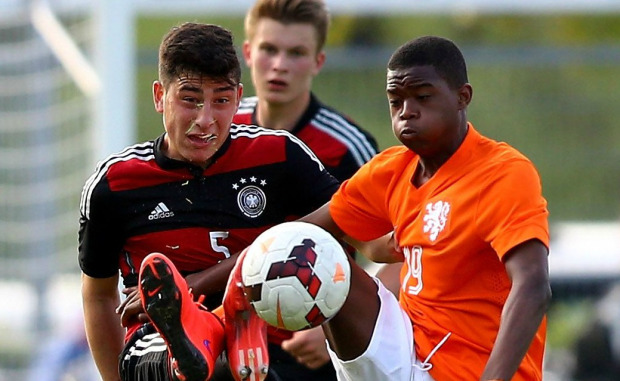 Redan là cái tên mới nhất gia nhập đội trẻ Chelsea.