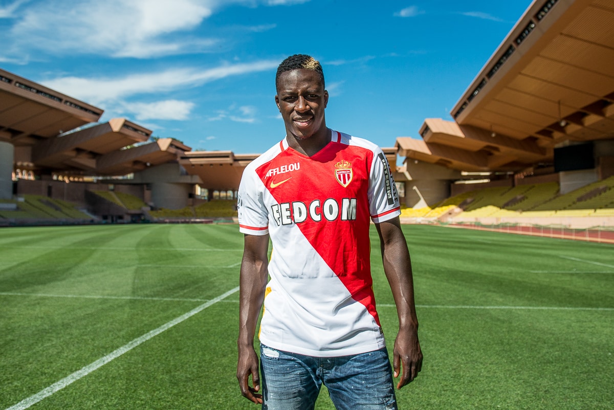 Ảnh bài viết Chuyển nhượng Pháp 22/07: Giá chót cho Mendy; Sanchez thoả thuận với PSG