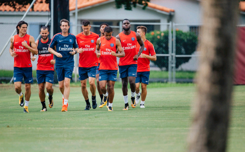 Ảnh bài viết Dàn sao PSG đội nắng tập luyện chờ ngày đấu Juventus