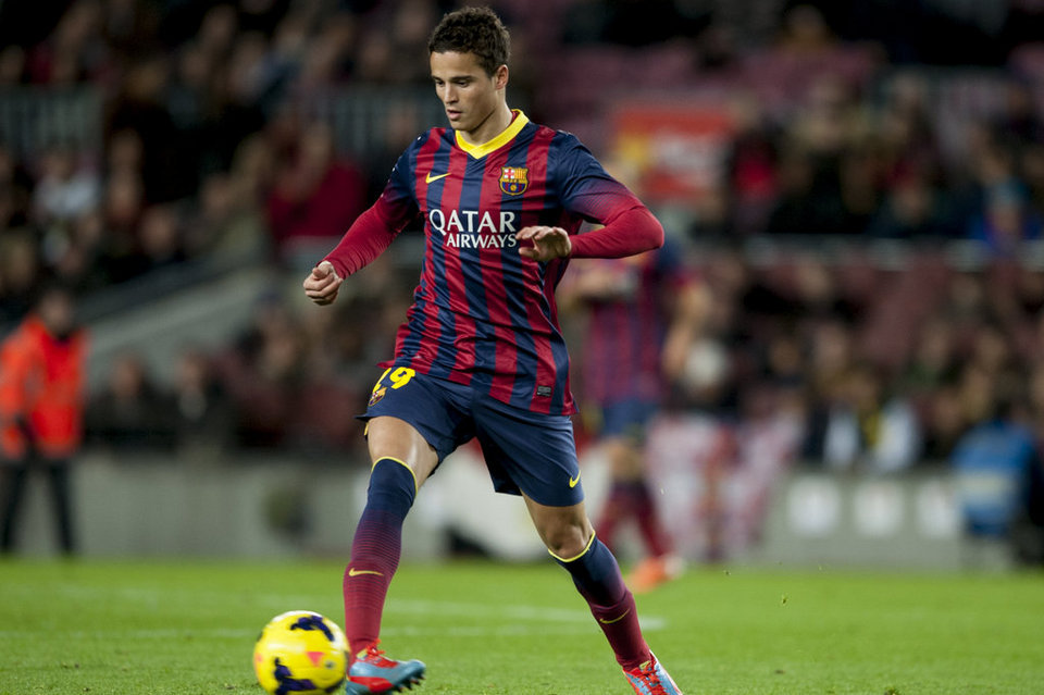 10. Ibrahim Afellay - Trận đấu giúp Afellay để lại dấu ấn nhiều nhất chính là màn đối đầu với Real Madrid tại Bernabeu. Cầu thủ người Hà Lan ít khi được ra sân thi đấu và chính thức chia tay đội vào năm 2014. Hiện tại, Afellay đang thi đấu tại Ngoại hạng Anh cho Stoke City.