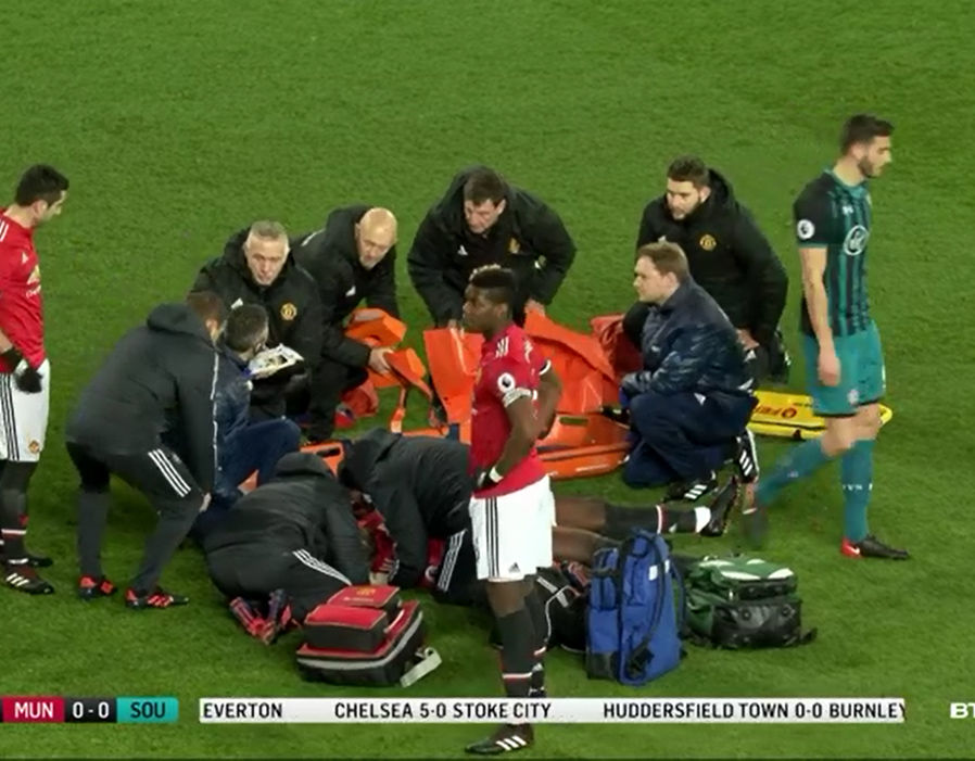 Cận cảnh pha va chạm của Lukaku - Bóng Đá