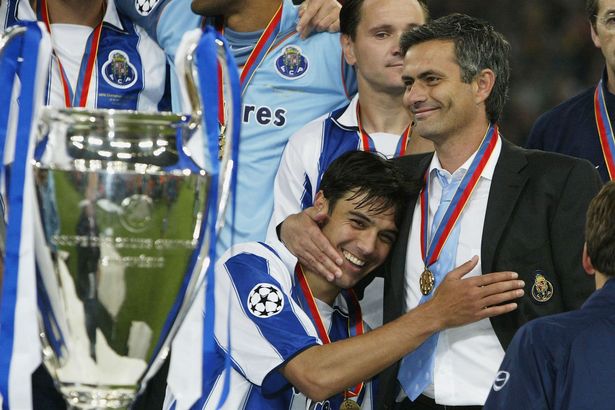 Trấn giữ hành lang cánh phải là học trò cưng của HLV Jose Mourinho ở Porto và Chelsea, Paulo Ferreira.