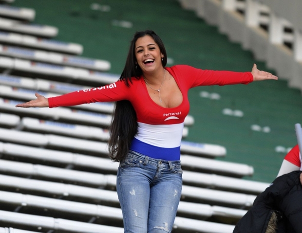 Ảnh bài viết Larissa Riquelme: Bóng đá và cuộc cách mạng sexy