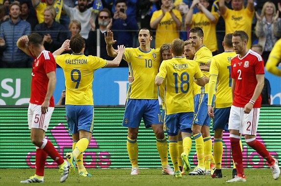 Ảnh bài viết Ibrahimovic tịt ngòi, Thụy Điển vẫn vùi dập xứ Wales