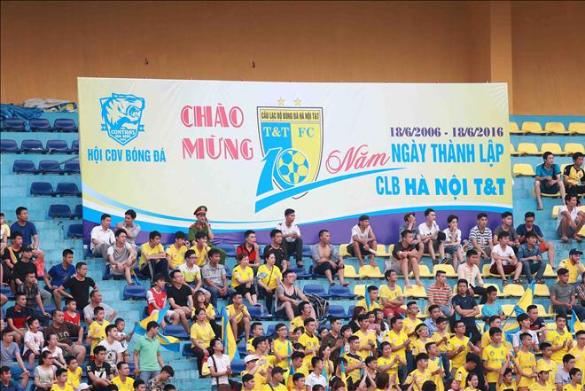 Ảnh bài viết Hà Nội T&T bị phạt nặng trước lượt đi vòng Tứ kết Cúp QG 2016
