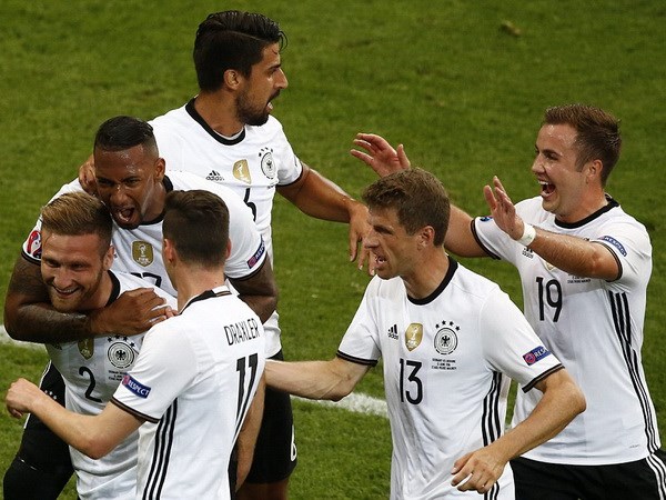 Ảnh bài viết Cầu thủ Đức được thưởng bao nhiêu tiền nếu vô địch EURO 2016?