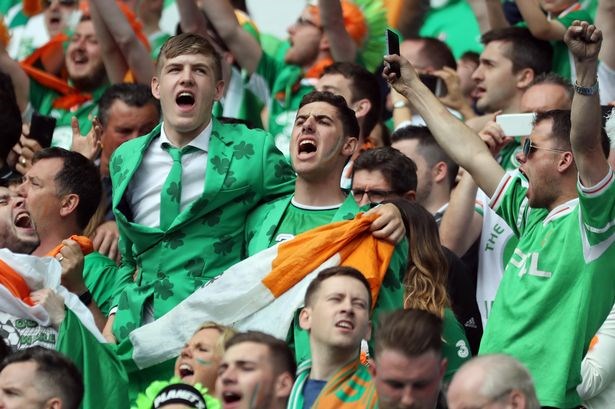 Ảnh bài viết EURO 2016: Cổ động viên Ireland chinh phục nước Pháp