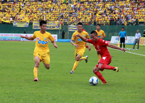 Ảnh bài viết Hải Phòng hụt hơi, cuộc đua vô địch V-League 2016 trở nên quyết liệt