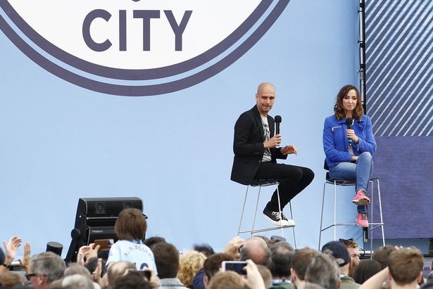 Ảnh bài viết Pep không quan tâm đến Mourinho, phủ nhận mua Messi