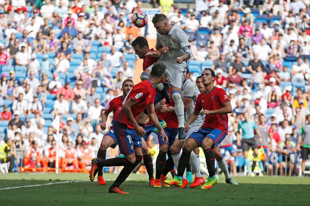 Sergio Ramos gia tăng cách biệt lên thành 3-0 trước giờ nghỉ. Ảnh: Internet.