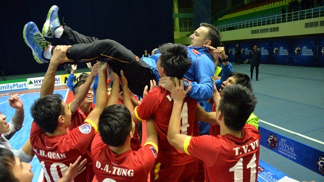 Ảnh bài viết Futsal Việt Nam và chiến thắng lịch sử: Phép màu của Bruno Garcia