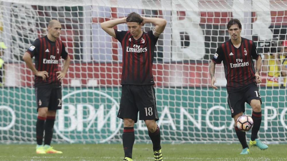 Ảnh bài viết CĐV Milan “khóc ròng” vì Montolivo