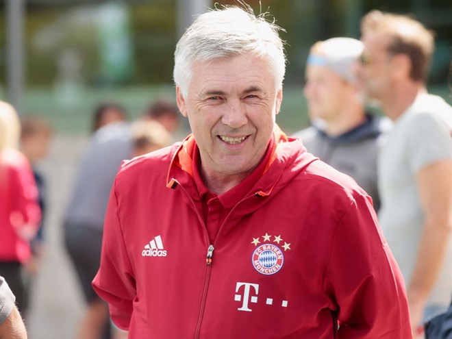 Ảnh bài viết Bayern khởi đầu như mơ: “Hùm xám” cần vuốt ve thay vì dạy dỗ