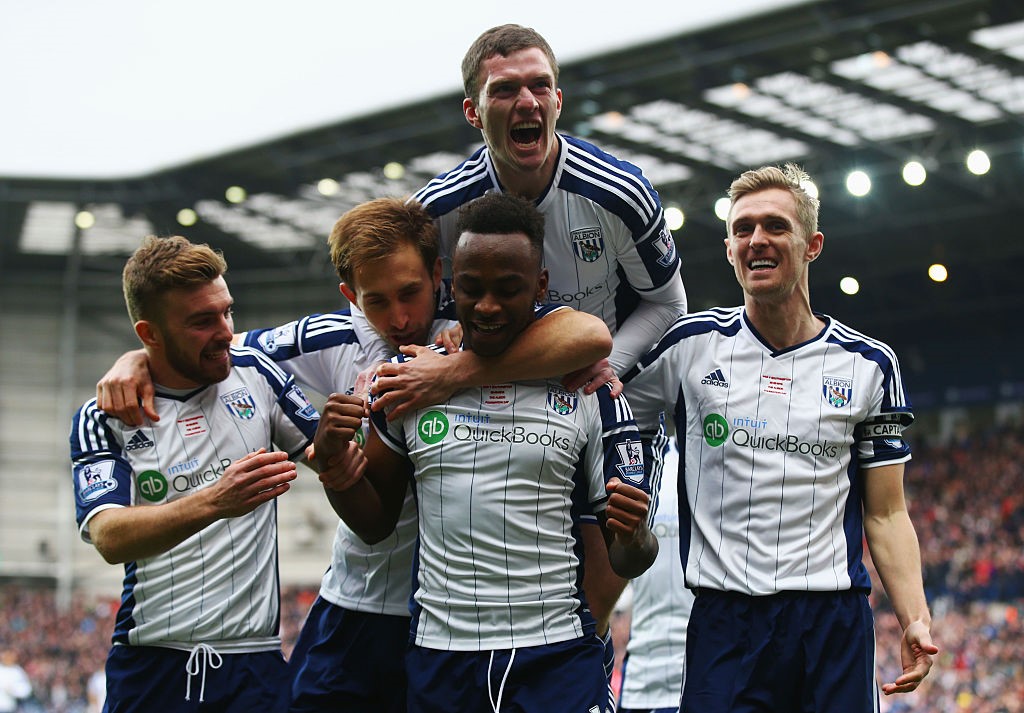 7. West Brom: Đội chủ sân The Hawthorns vừa chính thức đổi chủ sau khi chủ tịch Jeremy Peace đồng ý nhượng lại 88% cổ phần cho một nhóm doanh nhân đến từ Trung Quốc, đứng đầu là tỷ phú Guochuan Lai với giá 175 triệu bảng. Ảnh: Internet.