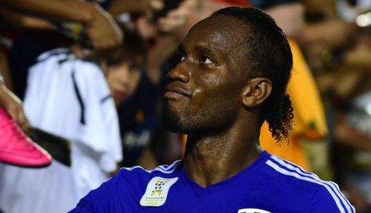 Ảnh bài viết Chống đối HLV, Drogba bị phạt