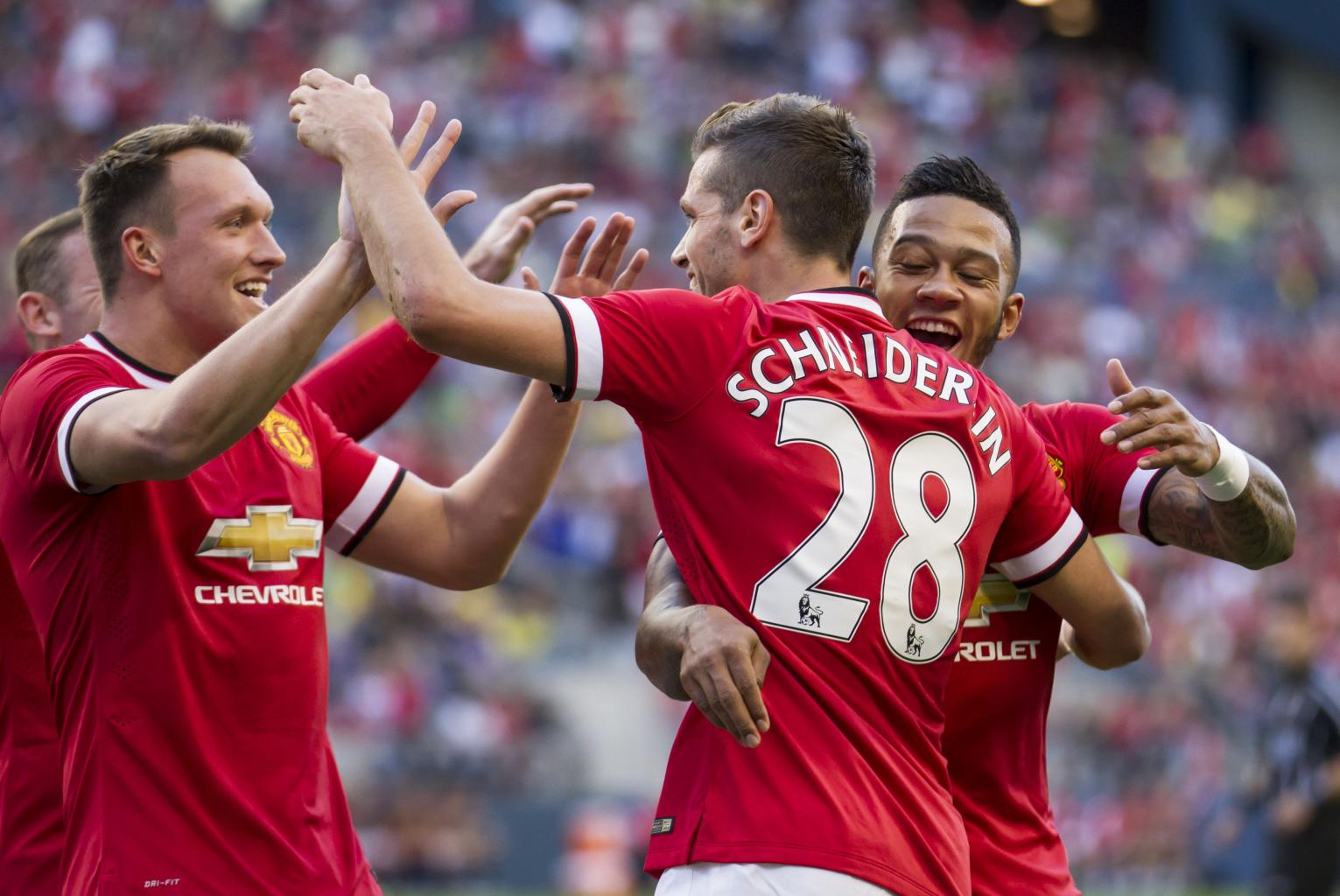 Ảnh bài viết MU kêu gọi Mourinho cải tổ: Vẫn tin Mkhitaryan, mơ về Aubameyang