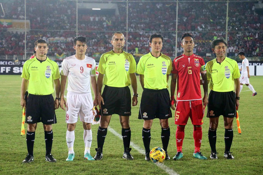 Ảnh bài viết Trọng tài Nhật thiên vị tuyển Việt Nam?