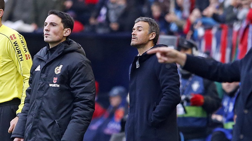 Với chiến thắng này, đoàn quân của HLV Luis Enrique tạm thu hẹp khoảng cách với đội đầu bảng Real Madrid xuống còn 3 điểm. Ảnh: Mirror.