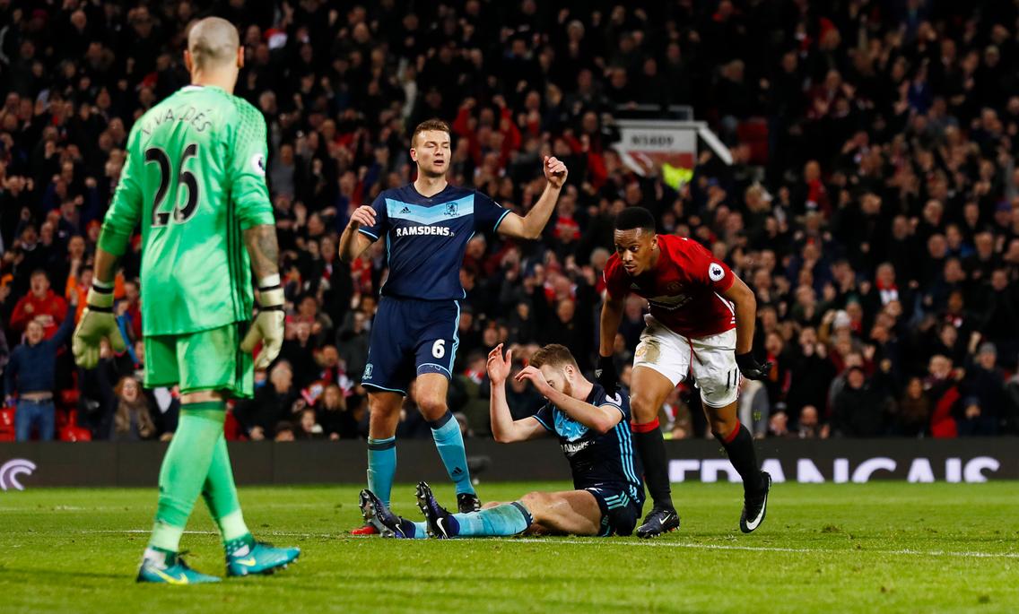 Ảnh bài viết West Ham lo trả “nợ kép” cho M.U