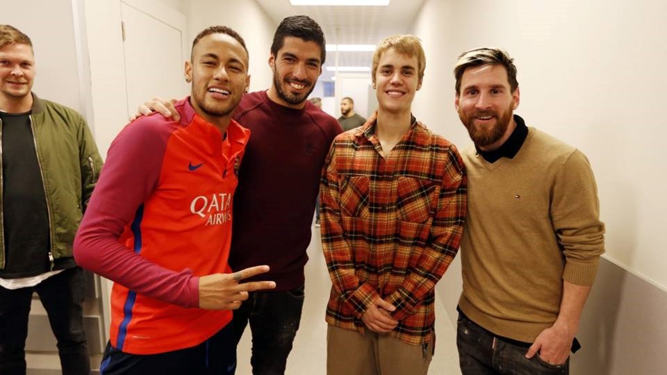 Ảnh bài viết Những người nổi tiếng là fan của Barcelona
