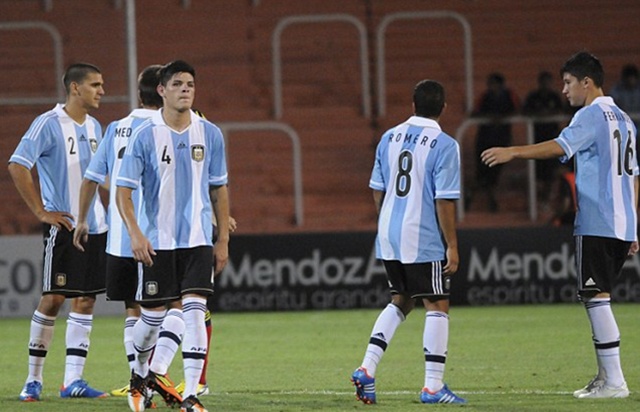 HLV trưởng U20 Argentina xác nhận sẽ đá giao hữu tại Việt Nam.