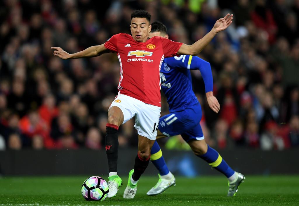 Ảnh bài viết Lương của Lingard chỉ là “muỗi” so với các ngôi sao Man United