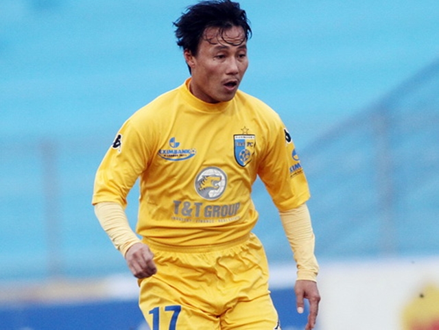 Cầu thủ gốc Thanh Hóa này từng có thời gian dài khoác áo Hà Nội T&T.
