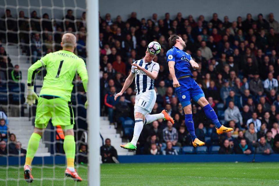 West Brom đã chơi nỗ lực hơn ở hiệp đấu thứ hai. Nhưng các cơ hội thực sự đến với họ vẫn là quá ít và tất cả đều không thể một lần thành công. Ảnh: Daily Mail.