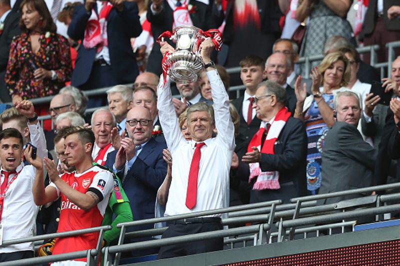 Ảnh bài viết Thơ về FA cup: 'Wenger chưa OUT'