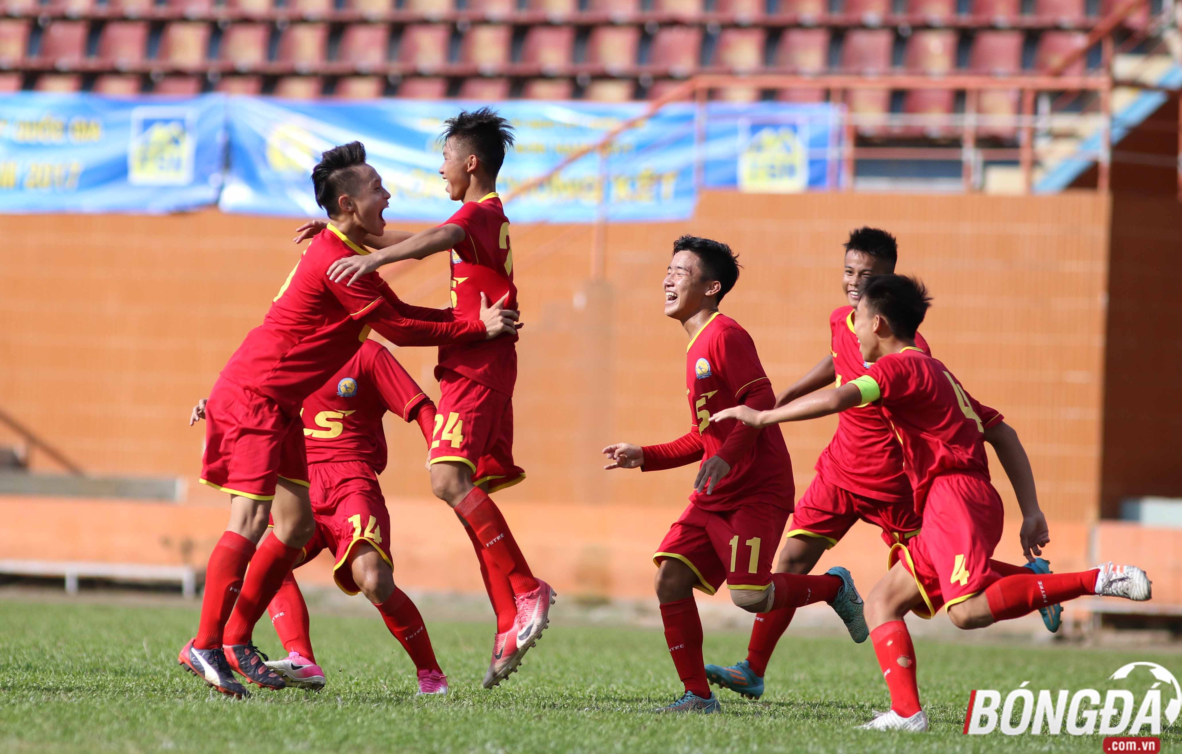 Ảnh bài viết VCK U17 Quốc gia 2017: ĐKVĐ Đồng Tháp bất ngờ sảy chân
