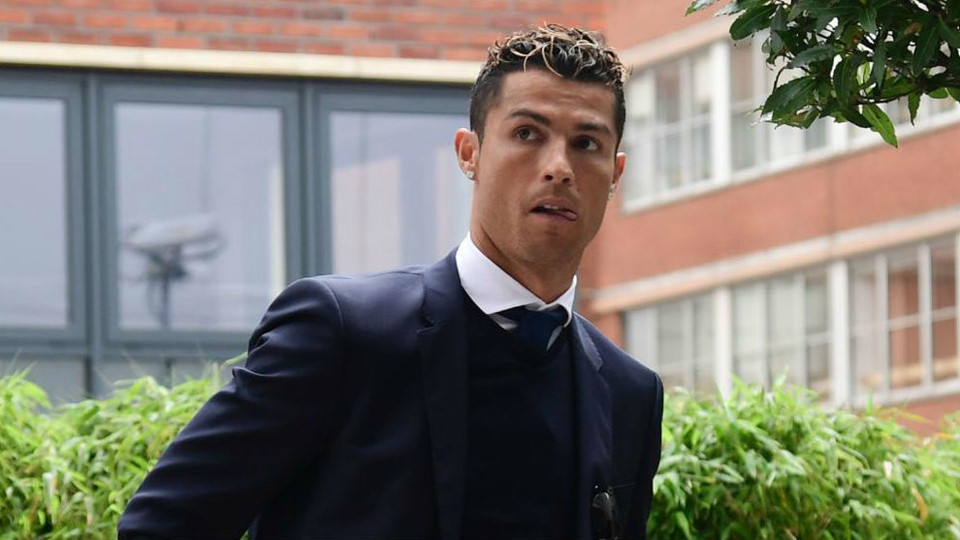 Nếu không thể chứng minh bản thân vô tội, CR7 sẽ phải trải qua một phiên tòa xét xử chính thức và có nguy cơ nhận án phạt tù từ 21 tháng đến 7 năm.
